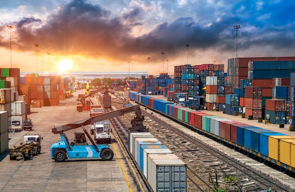 The Importance of Rail in Warehousing and Logistics